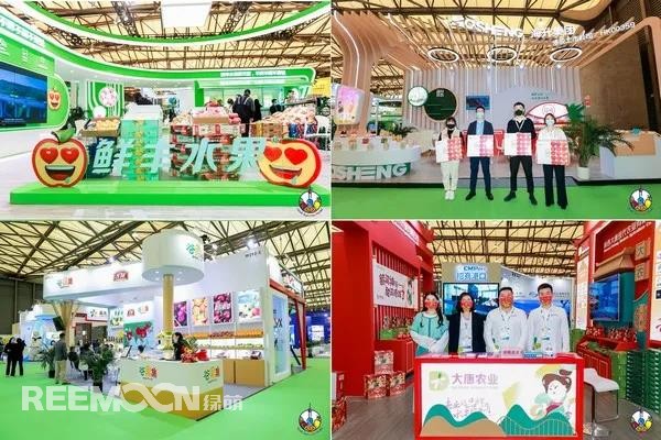 11月16日，是首屆上海國(guó)際水果展的第二日，展會(huì)現(xiàn)場(chǎng)依然熱鬧非凡。本次展會(huì)以“世界水果，中國(guó)市場(chǎng)”為主題，企望匯聚全球優(yōu)質(zhì)水果資源，打造亞太專(zhuān)業(yè)水果展，促進(jìn)水果產(chǎn)業(yè)發(fā)展與變革。本次展會(huì)普通觀眾的數(shù)量不如疫情之前的展會(huì)，但專(zhuān)業(yè)觀眾的比例較高。“展會(huì)首日我們的展位很繁忙，除了對(duì)產(chǎn)品感興趣前來(lái)詢(xún)問(wèn)的觀眾外，還